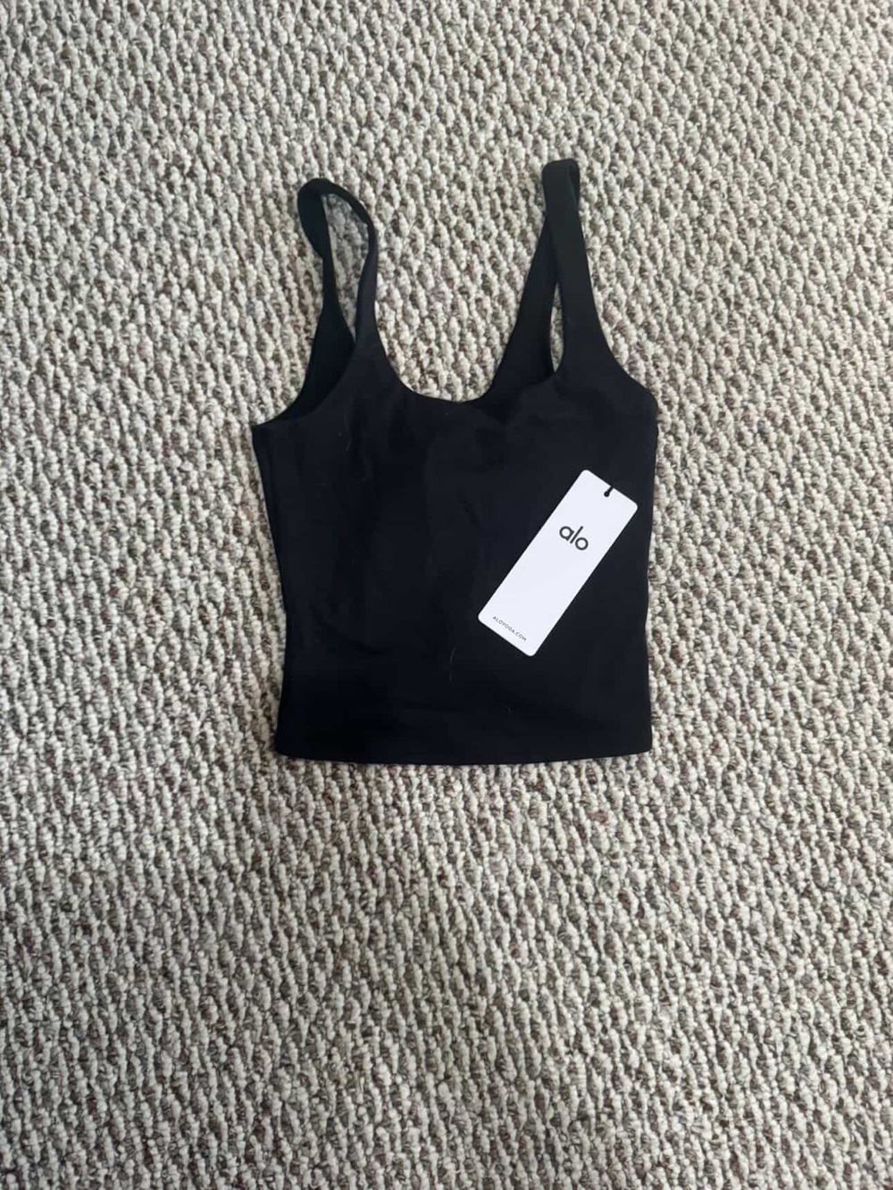 ALO Yoga Black Scoop Neck Stretch Tank